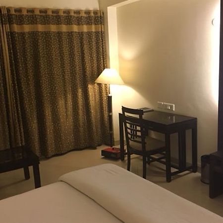 Shiva Oasis Resort Neemrana Exteriér fotografie